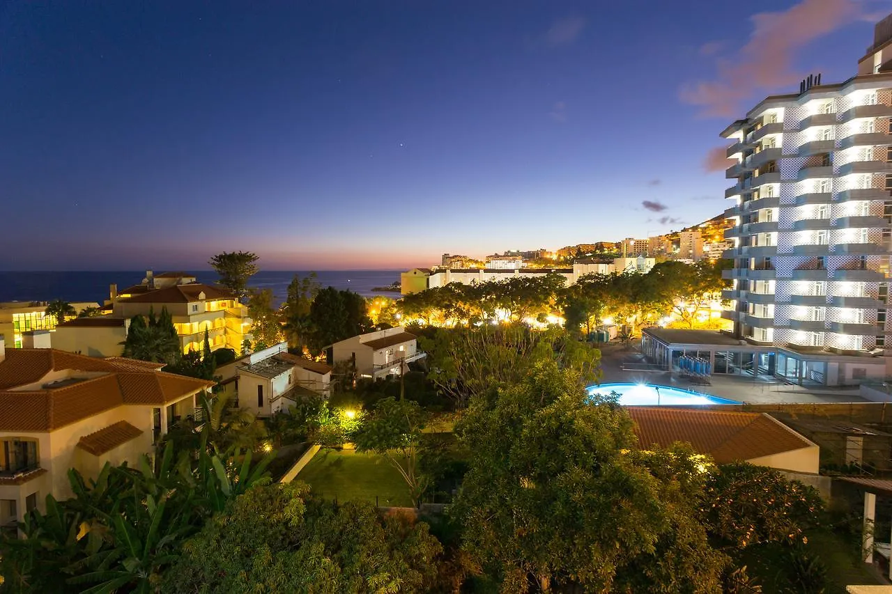 Sunset Terrace Ocean Cliff Pool Apartment Funchal